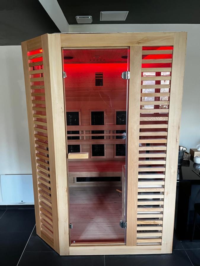 Magnifique Duplex Avec Jaccuzi, Sauna Et Cinema Room Privatif Fontenoy  المظهر الخارجي الصورة