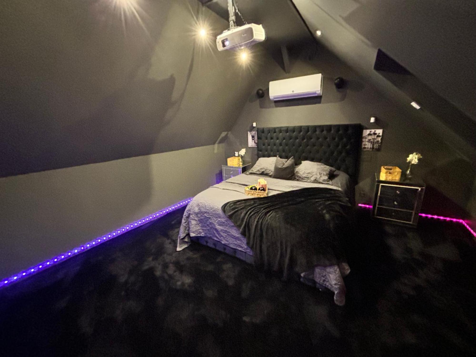 Magnifique Duplex Avec Jaccuzi, Sauna Et Cinema Room Privatif Fontenoy  المظهر الخارجي الصورة
